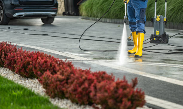 Why Choose Our Certified Pressure Washing Experts for Your Project Needs in Stinnett, TX?